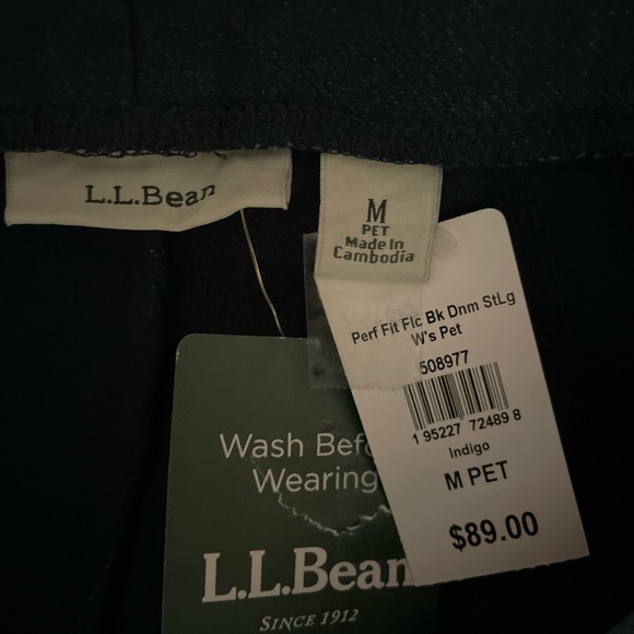 L.L. Bean Fleece Lined Denim Slip On Pants Size Medium Stretch Waist Petite MP - Picture 8 of 12